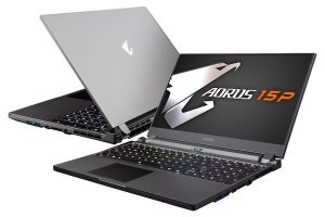 GIGABYTE、GeForce RTX搭載でもスリムな15.6型ゲーミングノートPC