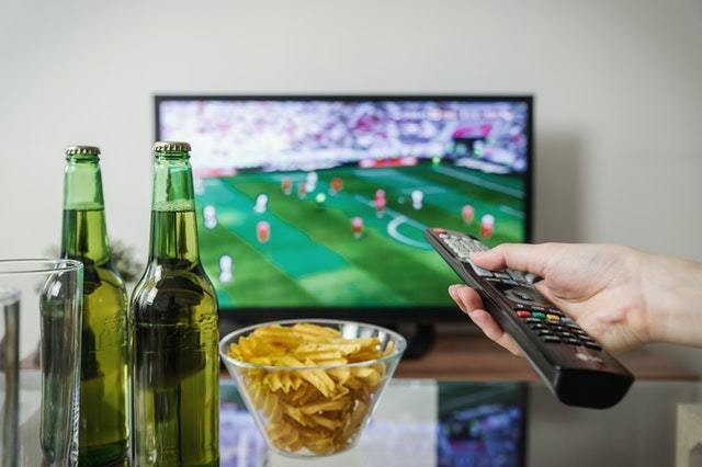 【YouTubeをテレビで観る方法1】ネット対応テレビ