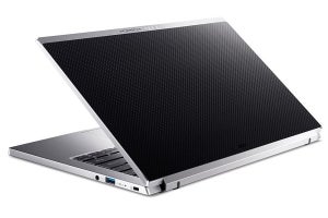 Acer、ポルシェデザインと共同開発したノートPC