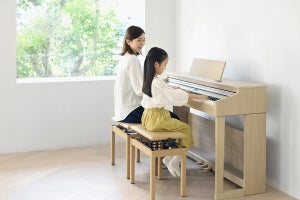 ローランド、初心者向けのデジタルピアノ「RP701」を発表