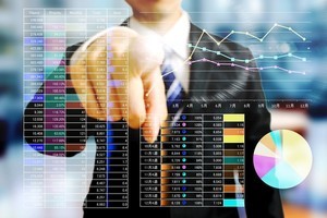データウェアハウス(DWH)とは? データベースとの違いや製品例を紹介