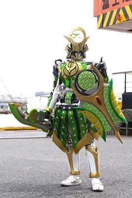 仮面ライダー鎧武 新作は グリドンvsブラーボ 2人の新フォーム 新ライダーも登場 マイナビニュース