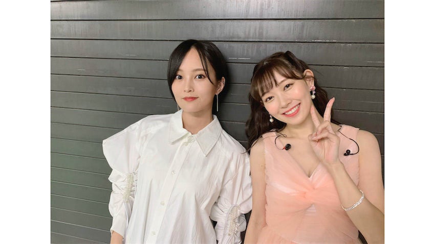 山本彩 渡辺美優紀との久々のツーショットにファン絶叫 さやみるきー最強すぎ マイナビニュース