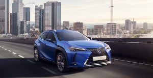 LEXUS、初のEV市販モデル「UX300e」商談申込み受付を開始