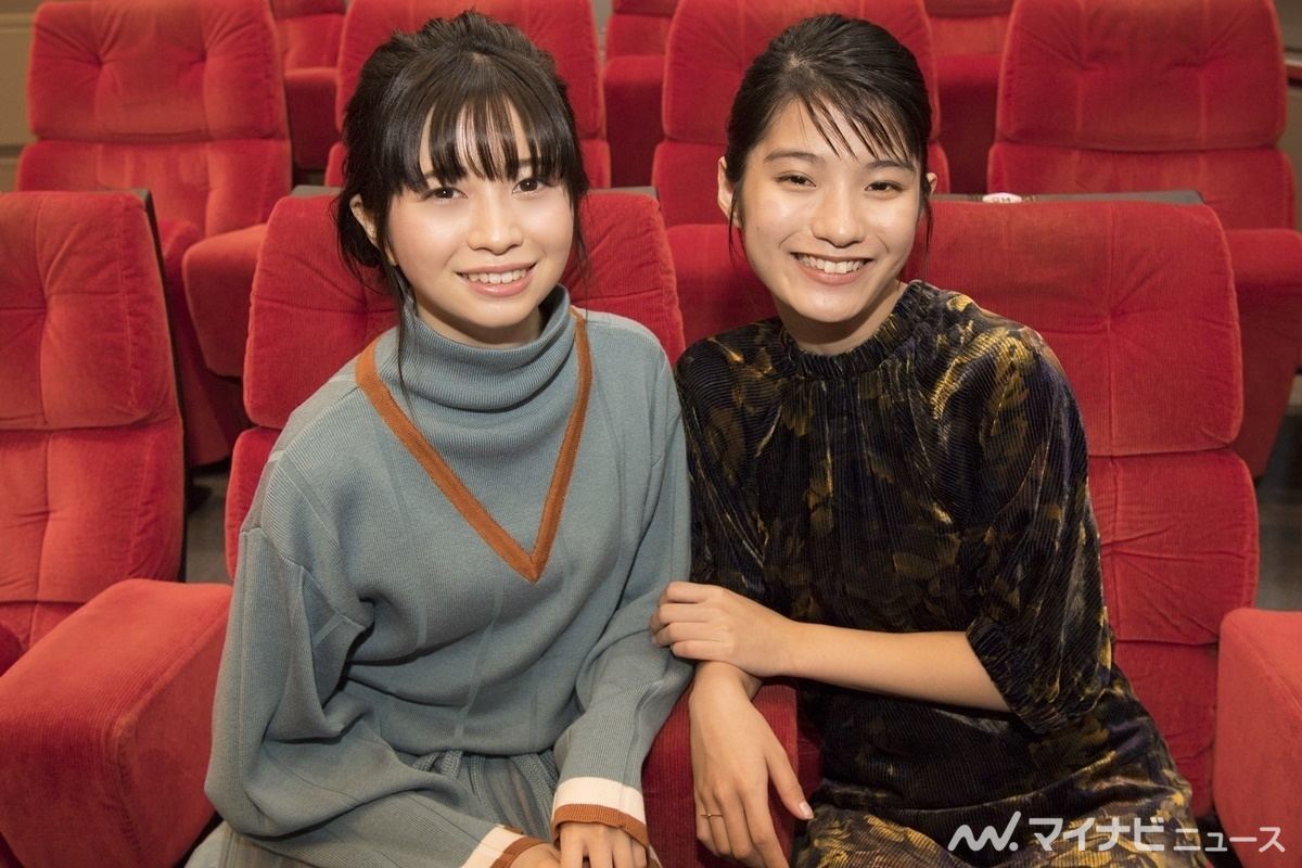 『言の葉』にW主演する桜田ひより(左)と蒔田彩珠　撮影：蔦野裕