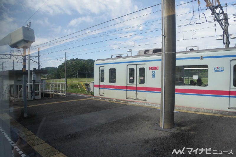 京成本線を走る「スカイライナー」特別列車に乗車 - 車内の様子は