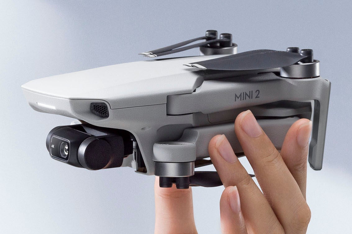 Dji 4k動画撮影に対応した0g未満の小型軽量ドローン Dji Mini 2 マイナビニュース