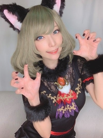 コスプレイヤー宮本彩希が高垣楓コスを披露 プロデューサーもきゃっと驚く 黒猫の楓 にゃ マイナビニュース