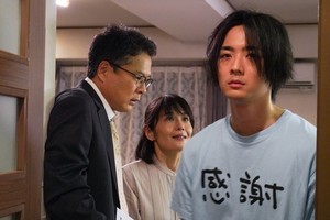 『35歳の少女』竜星涼のTシャツが話題「助けてって言ってるよ…」