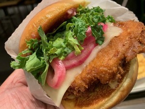 Shake Shackのクリスマスバーガーはホームパーティーにぴったり