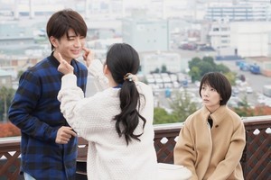 高橋優斗＆福地桃子、ほっぺツンツンや壁ドン披露『#リモラブ』