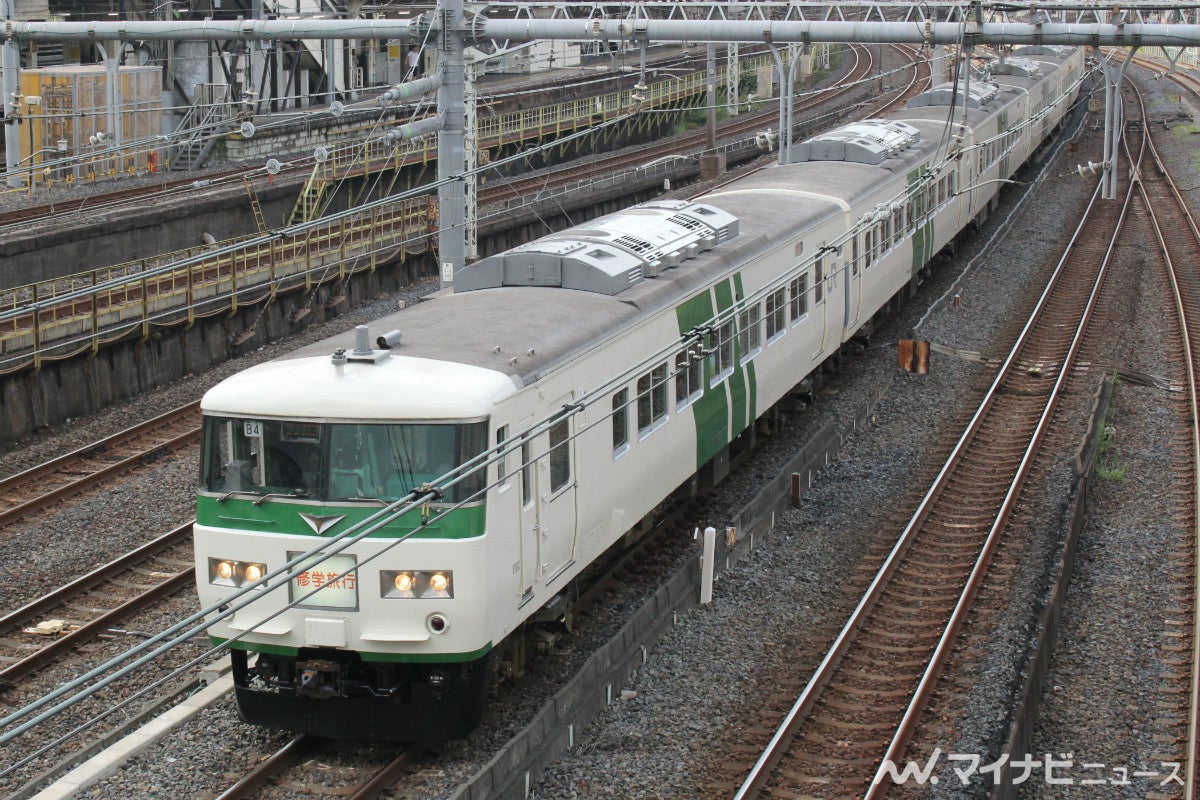 Jr東日本185系 伊豆初日の出号 など 1 1早朝に各方面へ臨時列車 マイナビニュース