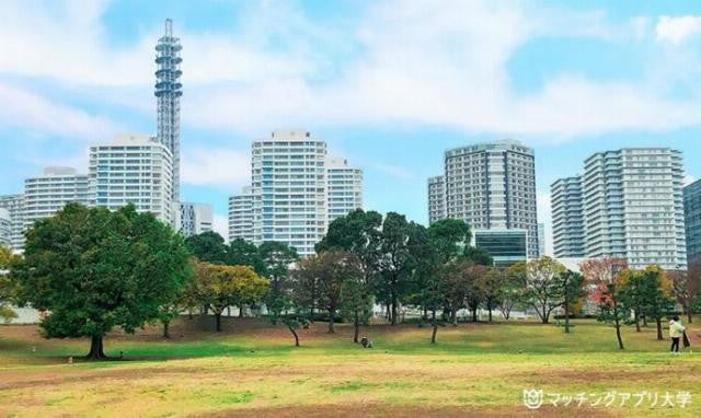 横浜 みなとみらい 臨港パーク でピクニックデート オススメの過ごし方を写真付きで紹介 マイナビニュース