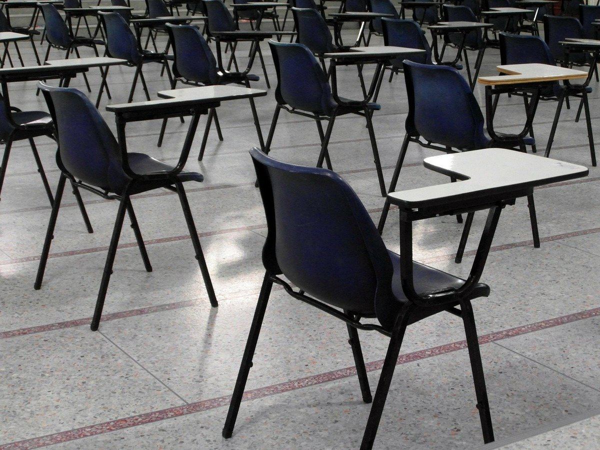 学校偏差値の計算方法