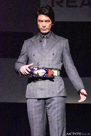 『仮面ライダーゼロワン』伊藤英明が変身ポーズを生披露「人に夢を与える仕事ができてよかった」