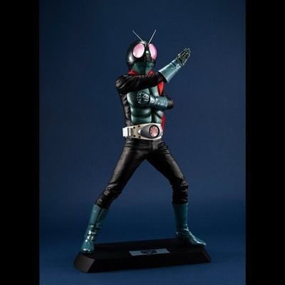 仮面ライダー生誕50周年を記念して仮面ライダー旧1号が約400mm