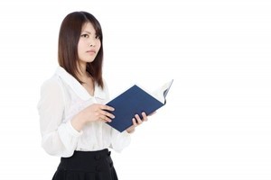 発足の意味とは? 読み方で異なる意味に? 使い方や類語、英語表現も紹介