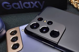 「Galaxy S21」シリーズ発表、デザイン一新、Ultraは4眼カメラ、Sペンに対応