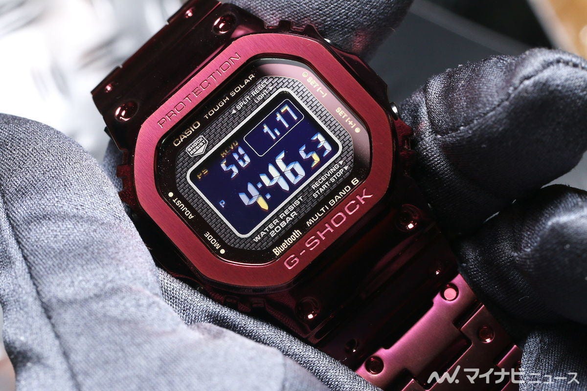 G-SHOCK新作を写真で - 艶めくバーガンディ。タフな大人の色気「GMW