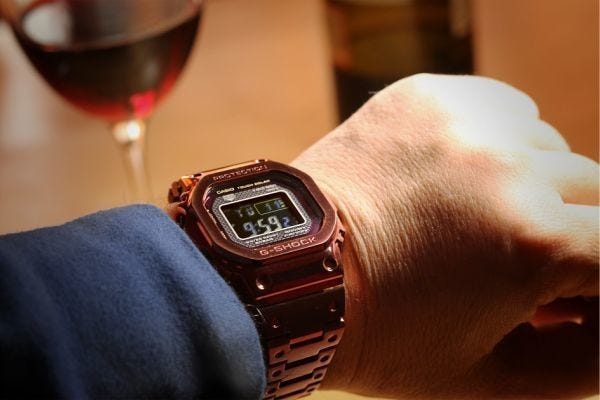100%新品高品質G-SHOCK フルメタル ボルドー 時計