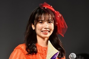 島崎遥香、中国語で一生懸命スピーチ「中国で活動できるのが私の夢です」