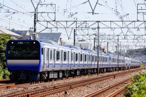 JR東日本の横須賀線・総武快速線E235系に東芝の鉄道用電気品を採用