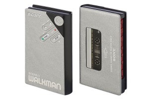 ソニー、NW-A100+ヘッドホン購入で「ウォークマン II」ケースがもらえるキャンペーン
