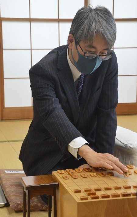 王位獲得18期の羽生九段。第58期以来、七番勝負から遠ざかっている