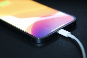 iPhoneの充電音を変更する方法 - ショートカットで好みの音に