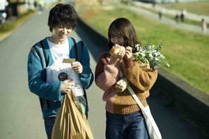 菅田将暉＆有村架純『花束みたいな恋をした』、V6達成! 累計興収は26億円超え