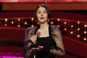 長澤まさみ、最優秀主演女優賞で涙のスピーチ「支えがなければ映画はできない」