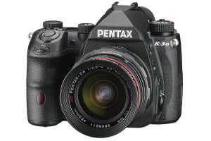 PENTAX K-3 Mark III、4月23日に発売決定 - ボディ単体で28万円