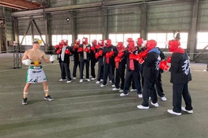 那須川天心、人力舎の若手芸人30人とボクシング対決『天才vs大群』