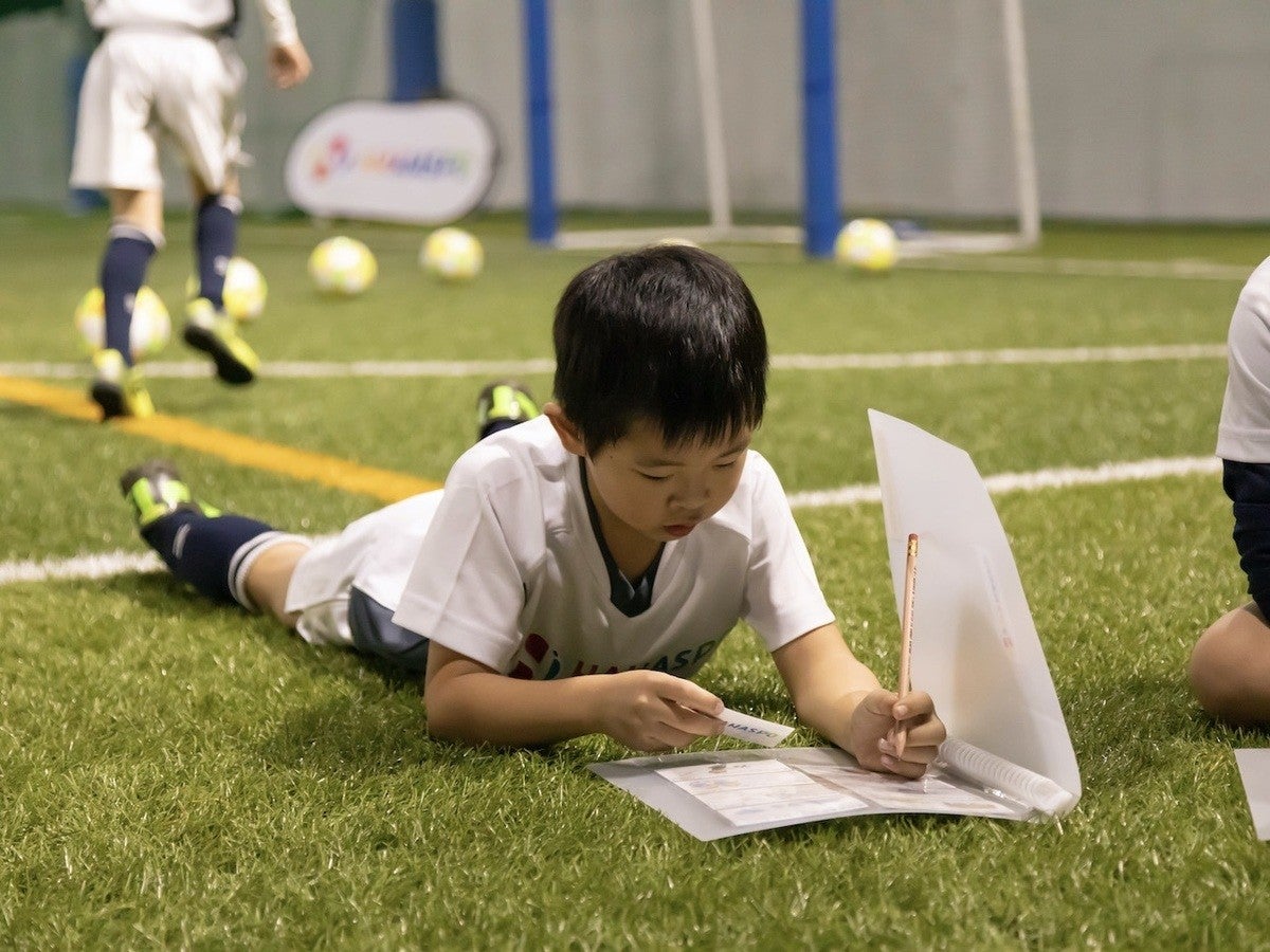 メシが食える大人に育つ 香川選手共同設立のサッカー教室が人気 マイナビニュース