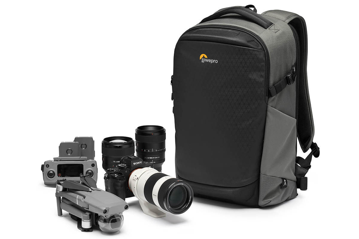 Lowepro、防水性能を高めたアウトドア仕様のカメラバッグ2製品 | マイ