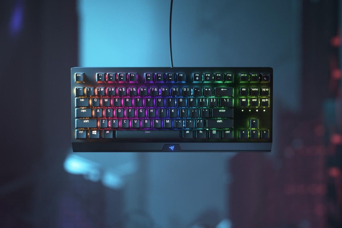 Razer、ゲーミングキーボード「BlackWidow V3 Tenkeyless」を