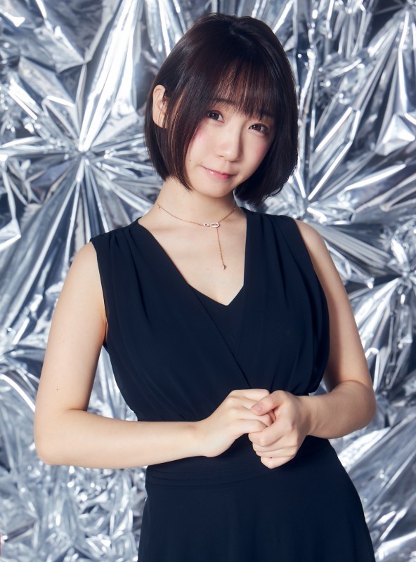 伊織もえ