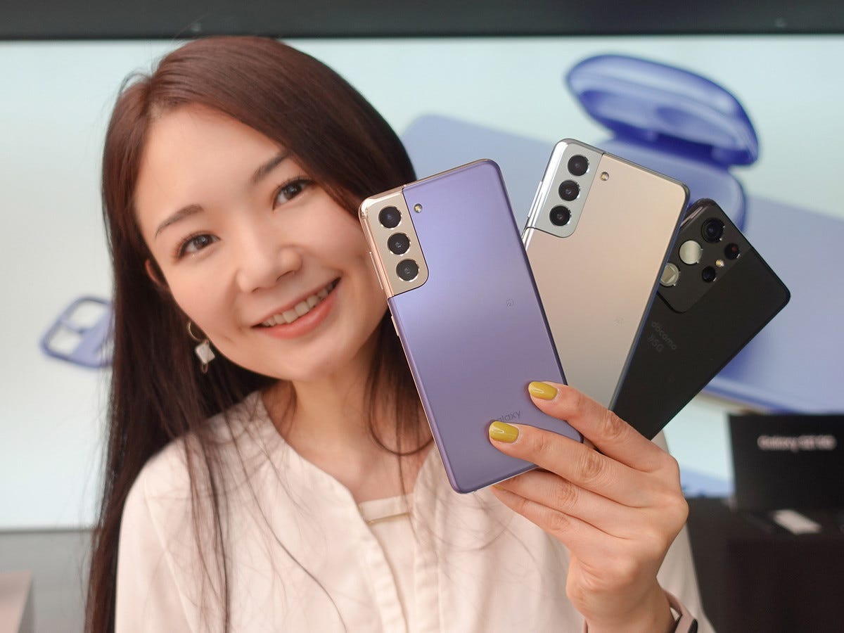 日本発売の「Galaxy S21」、3モデルどれを選べばいいかお勧めポイントを紹介 | マイナビニュース
