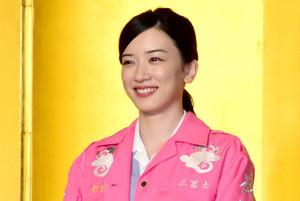 永野芽郁、特攻服で“謝罪会見”も笑い堪えきれず…小池栄子「コントじゃないか」