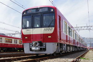 京急電鉄1000形新造車両(1892-1号編成)、外観も従来と異なる印象に