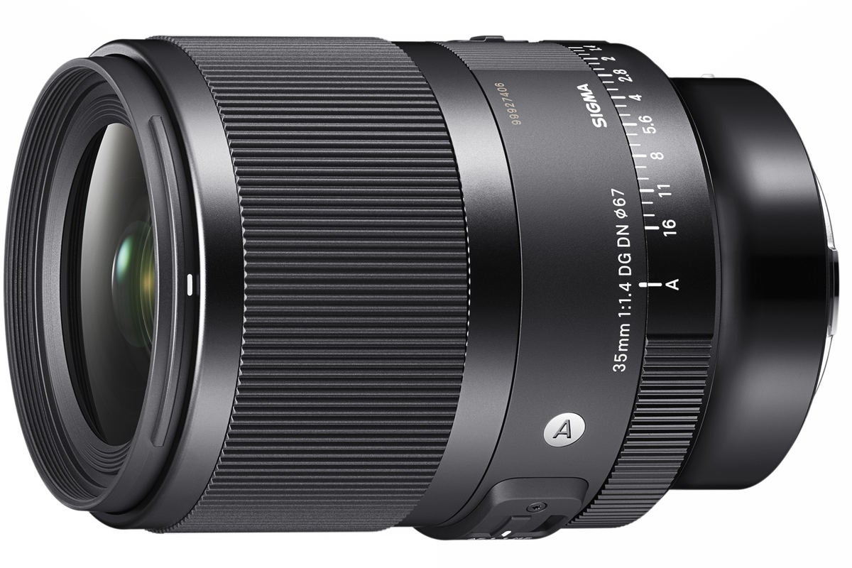 シグマ、星景撮影にも最適な光学性能を備えたミラーレス用「35mm F1.4