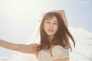 田中みな実、白の下着姿で美バスト披露　PEACH JOHN新ビジュアル公開