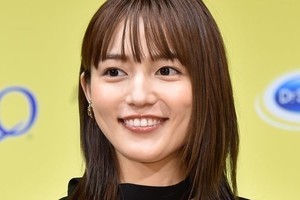 川口春奈 うに寿司を頬張り恍惚とした表情 ん はまい マイナビニュース 川口春奈 うに寿司を頬張り恍惚とした表情 ん はまい マイナビニュース