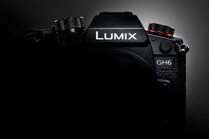 パナソニック「LUMIX GH6」開発発表　4K/120p対応、実売20万円台