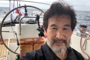 辛坊治郎、太平洋横断に成功「8年間ずっと漂流を続けていた気持ちだった」