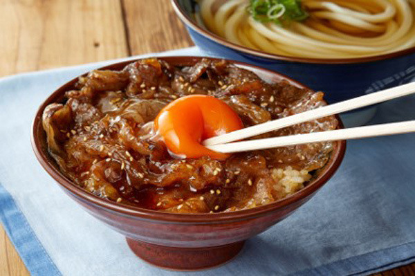 「神戸牛焼肉丼」(590円)