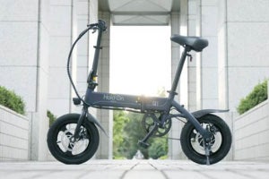 プラススタイル、折りたたみ式の電動アシスト自転車「Holdon Q1J」