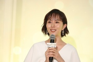 比嘉愛未、オファーから1週間経たずクランクインも「みんなを信じて」