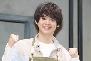 有岡大貴、知念侑李と脱出ゲーム参加! 謎解きが苦手なメンバーも語る「頭が固いところも…」