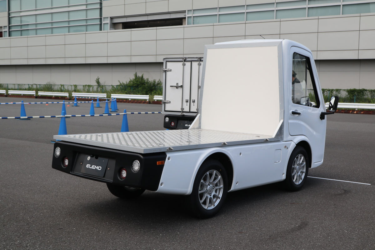 小型商用EV「エレモ」